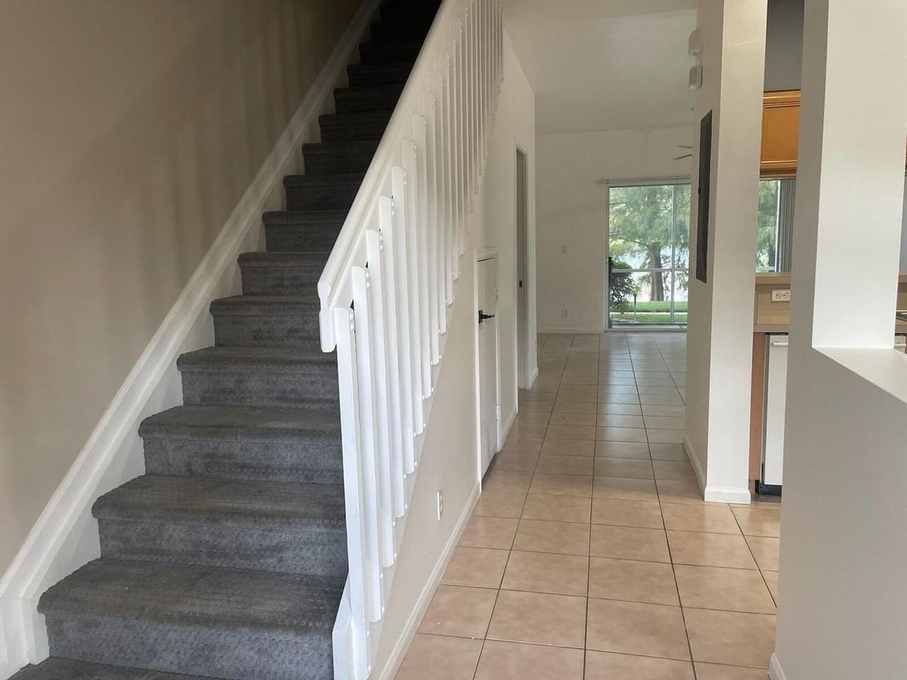 4968 Palmbrooke Cir - Photo 6 of 11
