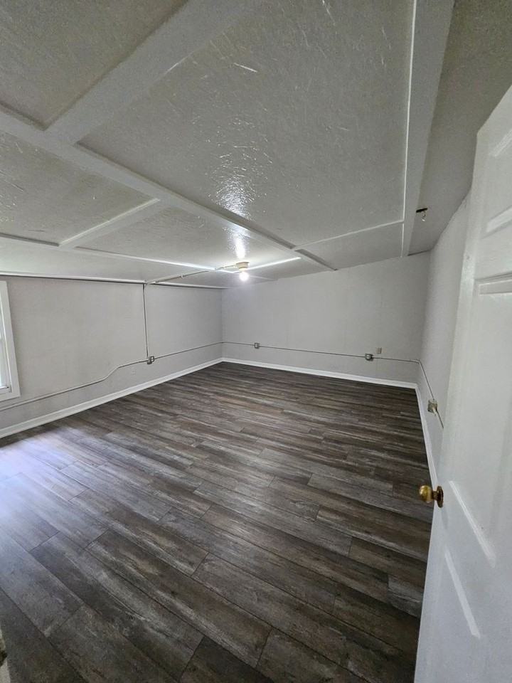 3305 Culverson Ave - Photo 3 of 13