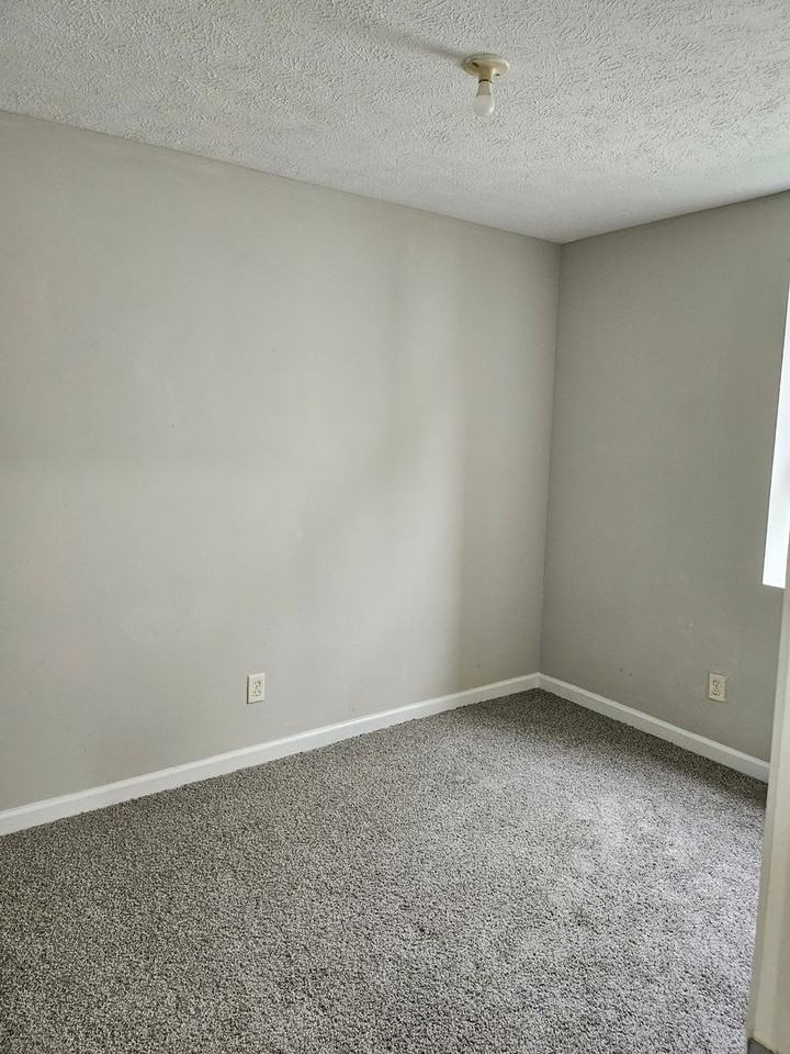 3305 Culverson Ave - Photo 7 of 13