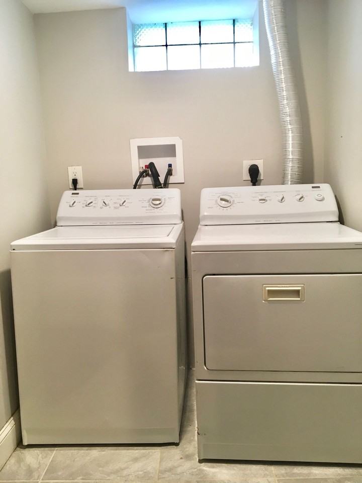 For Rent: Serene Retreat at 1111 Gleneagle Rd – Your Tranquil Home Awaits! - Photo 4 of 23