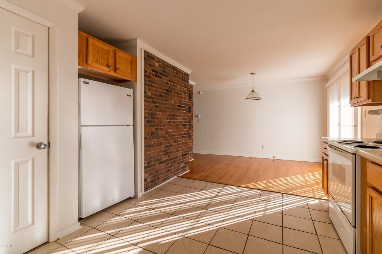 206 Marion Ct - Photo 5 of 15