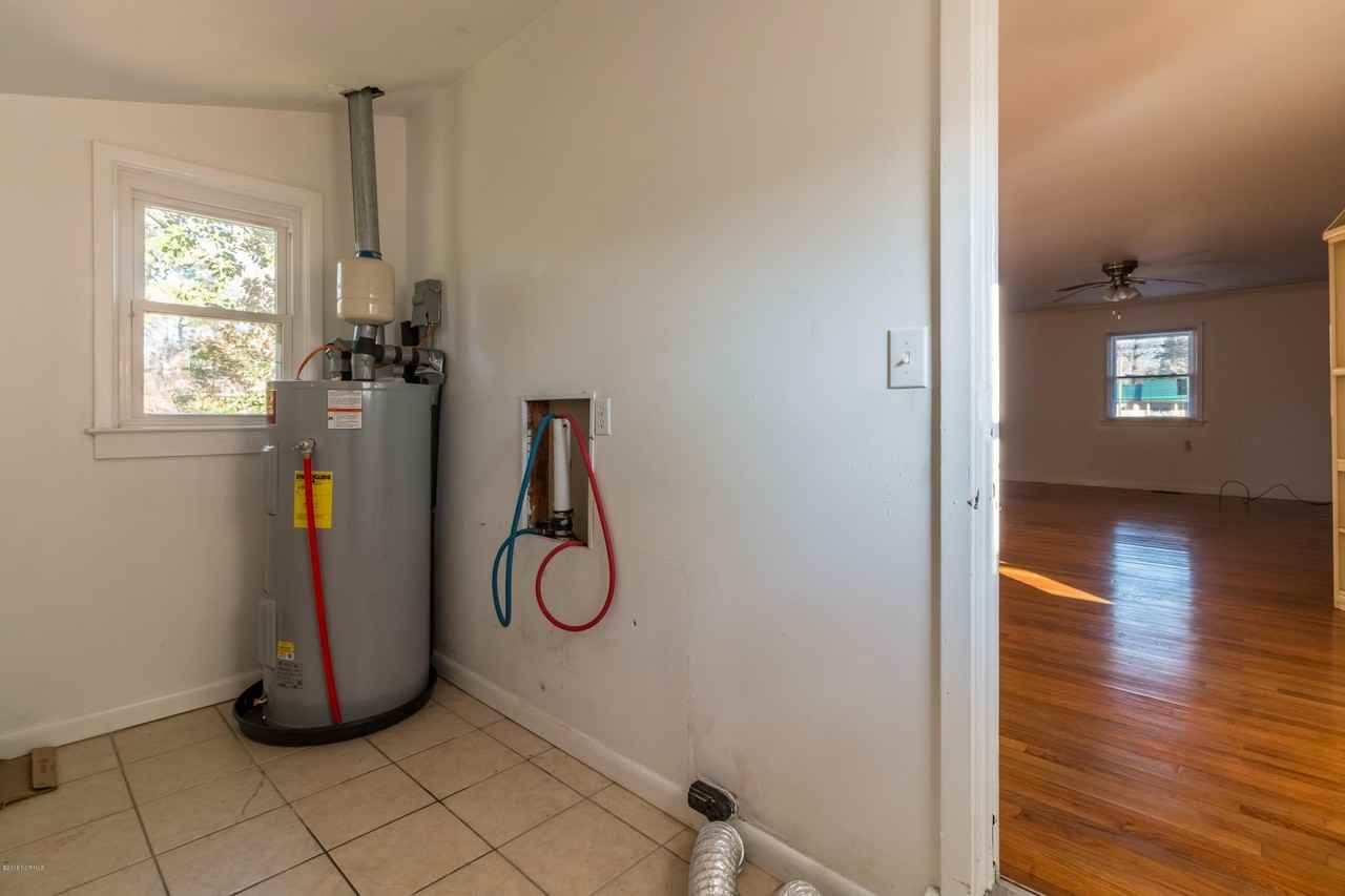 206 Marion Ct - Photo 7 of 15