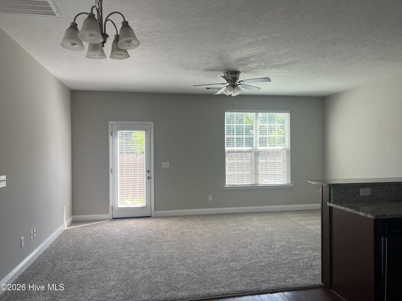 723 Benelli Ct - Photo 2 of 8