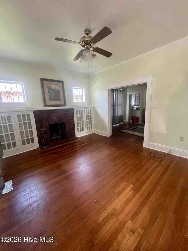 314 N Harvey St - Photo 2 of 7