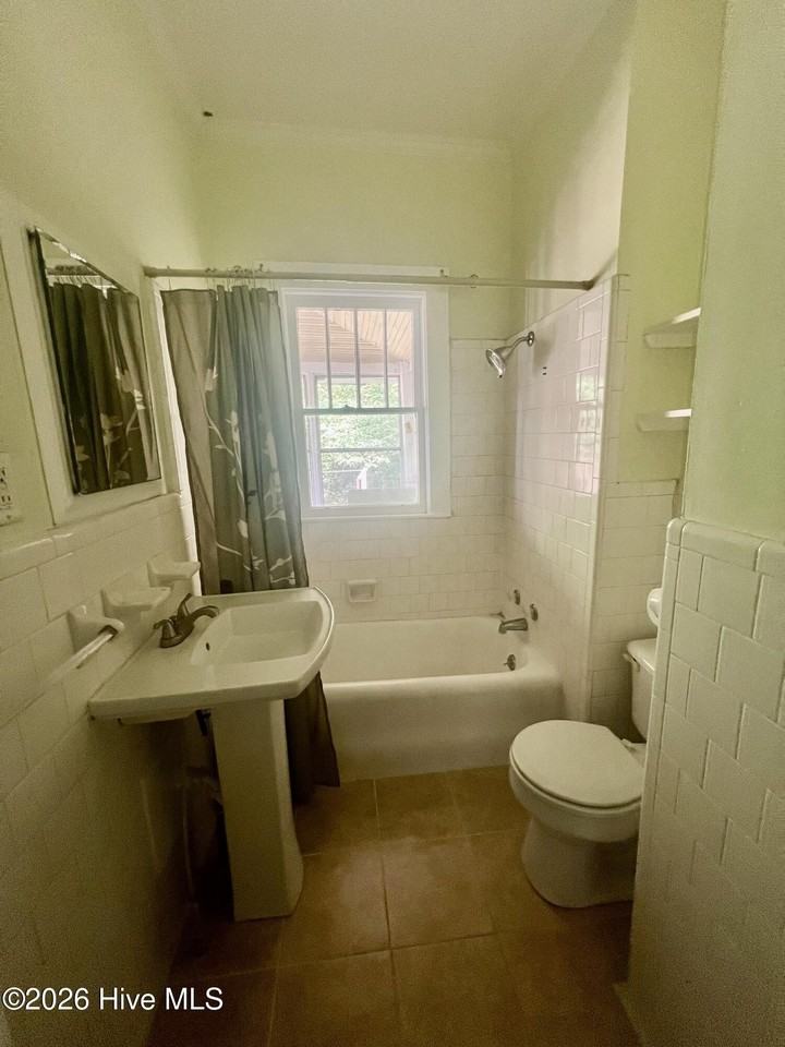 314 N Harvey St - Photo 6 of 7