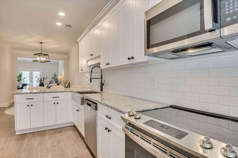 312 Sumac Trl - Photo 5 of 20