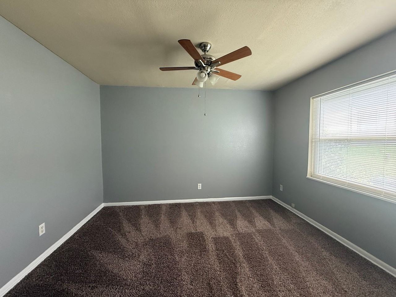 1825 Miccosukee Rd - Photo 5 of 7