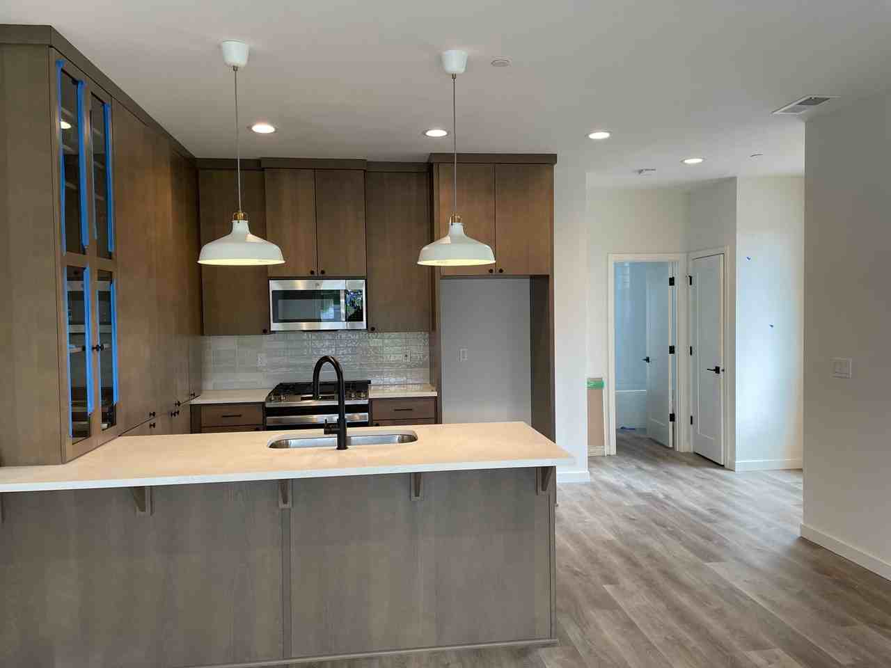 5575 Ne Killingsworth St #A - Photo 4 of 50