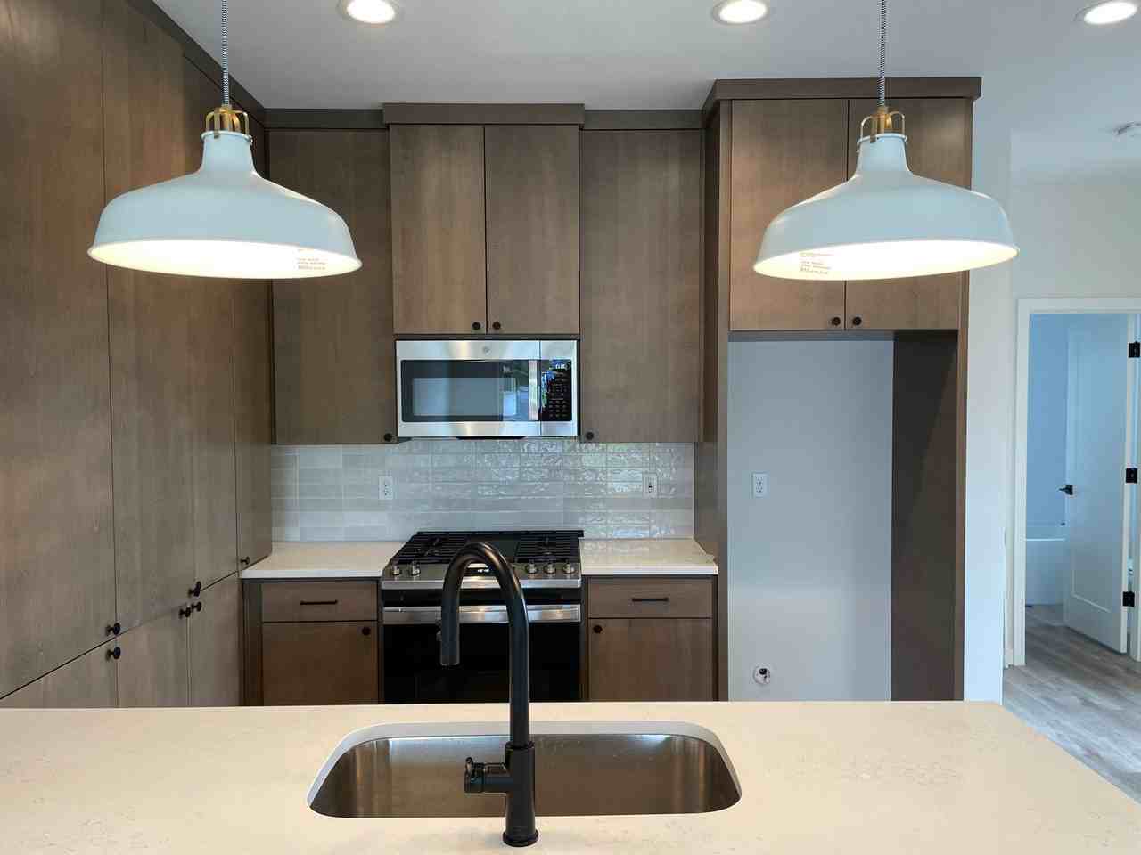 5575 Ne Killingsworth St #A - Photo 5 of 50