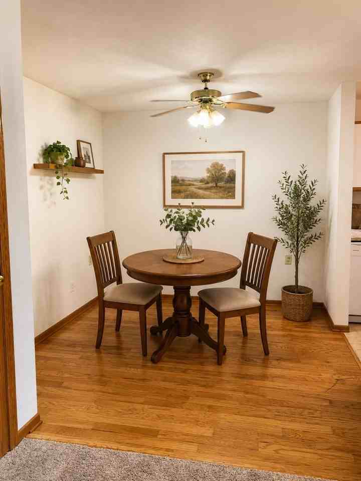 Windsor Pond Apartments - Photo 3 of 35