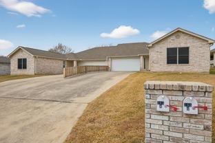 268 Braeburn Cir - Photo 1 of 1