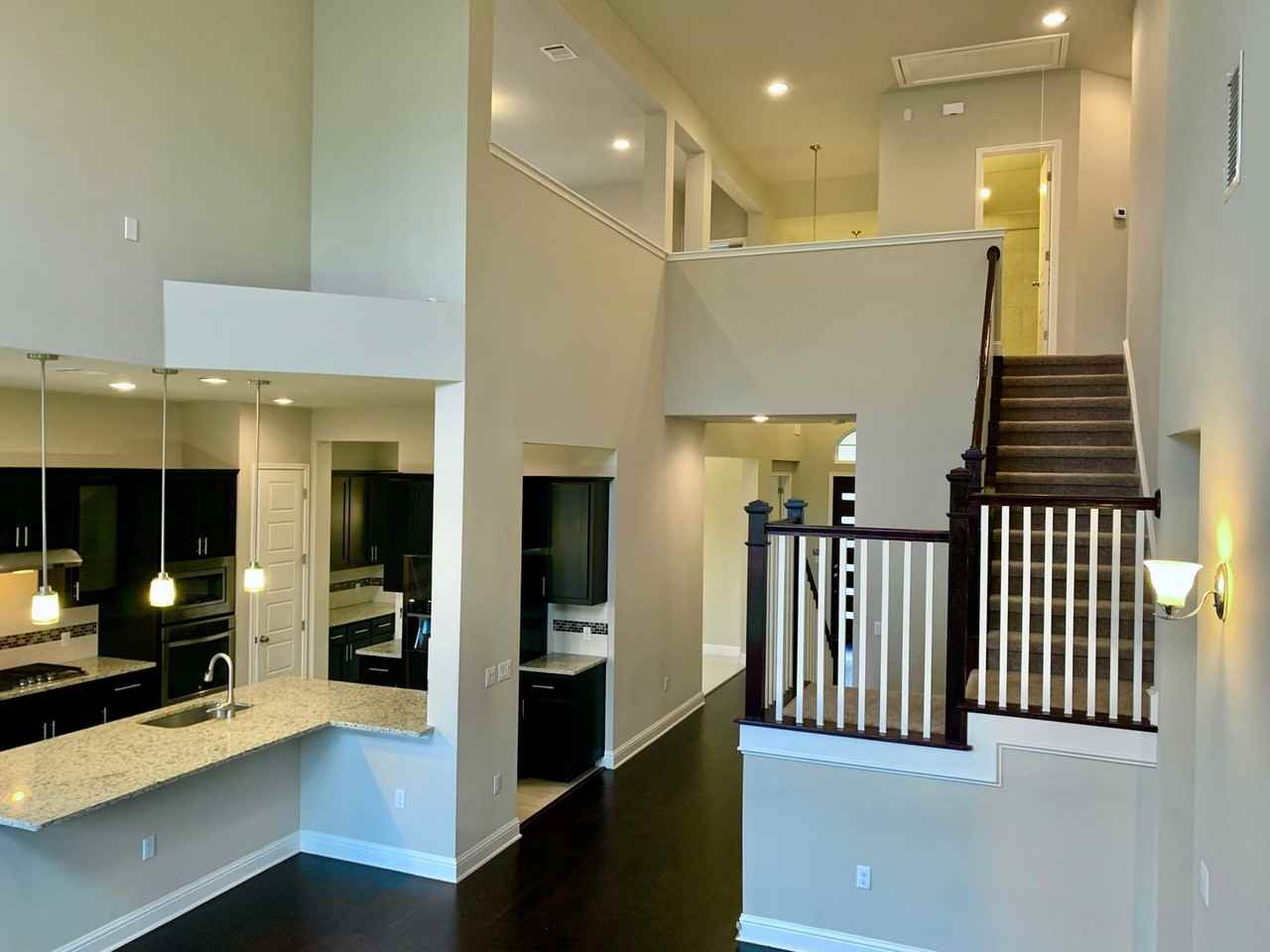 15420 Iveans Way - Photo 5 of 37
