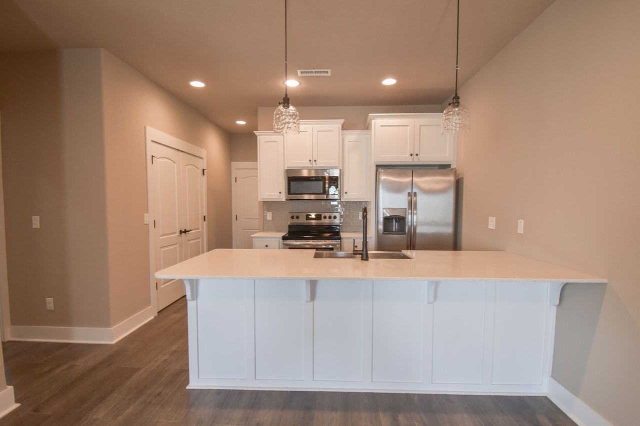 644 N Malbec Rd - Photo 7 of 25