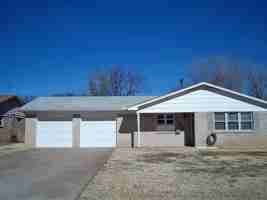 featured image of 2606 Douglas Dr