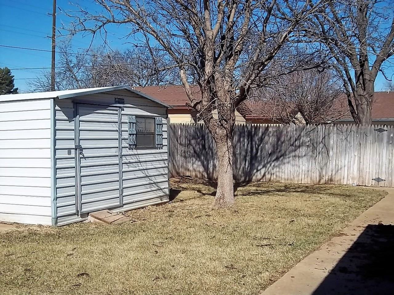 2606 Douglas Dr - Photo 7 of 7