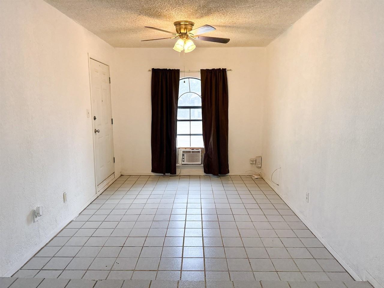 106 Florida St - Photo 3 of 10