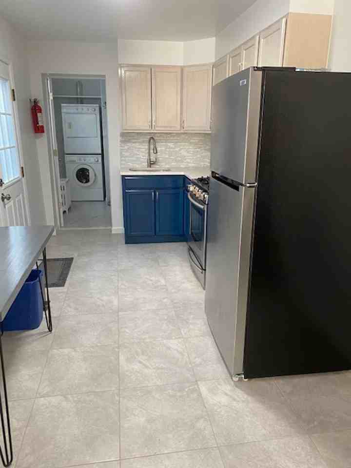 535 S 10th St - Photo 5 of 18