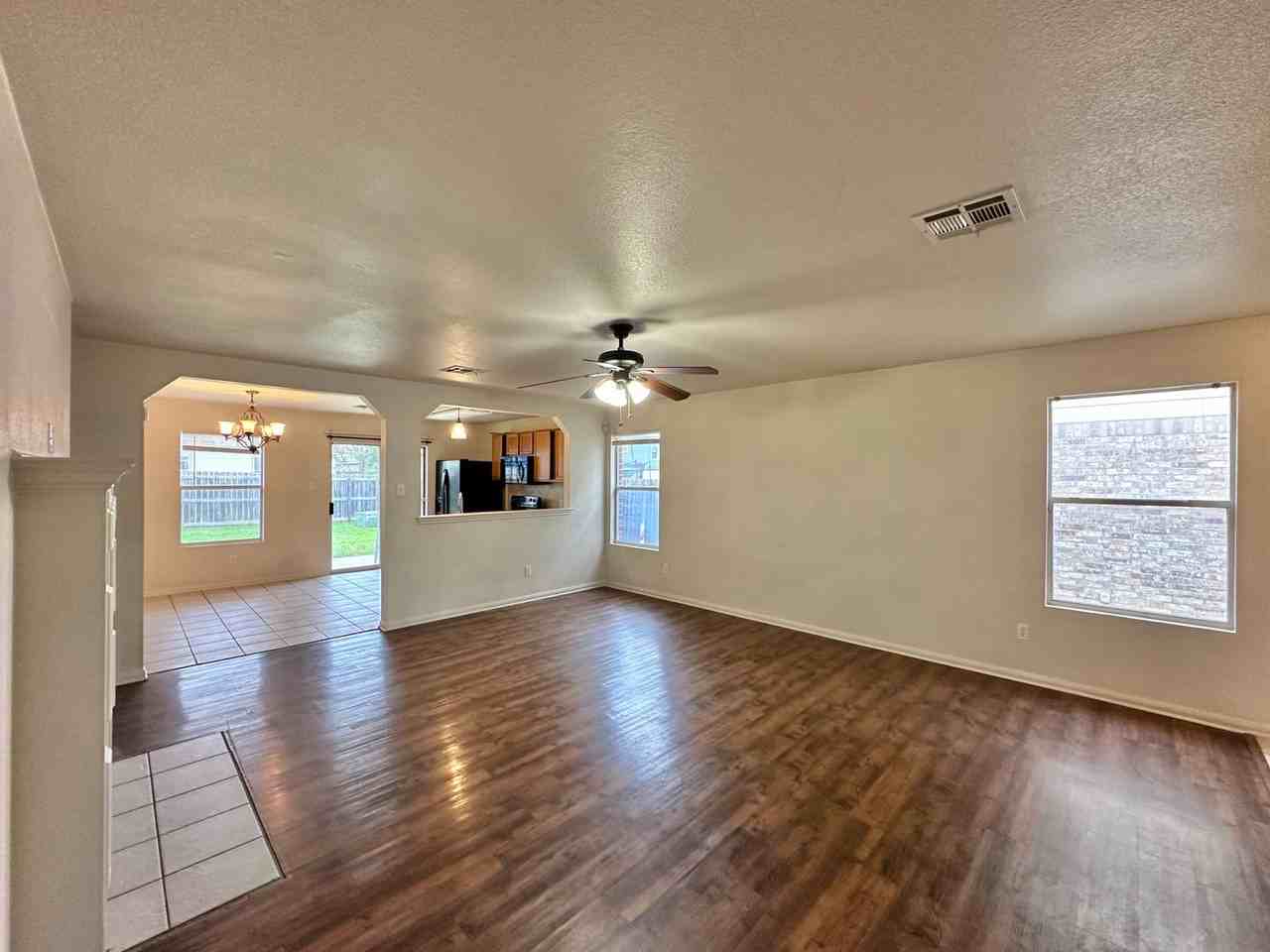 2311 Price Dr - Photo 3 of 18