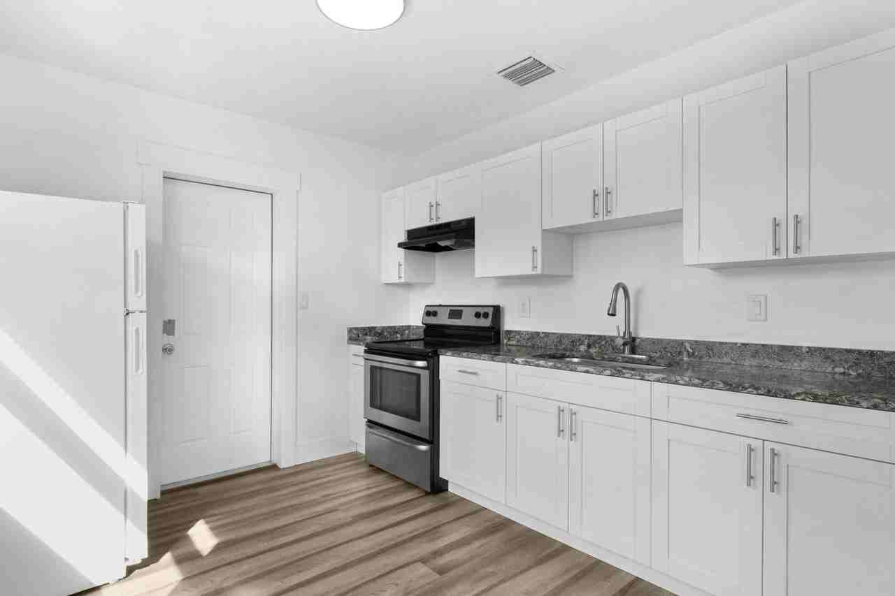 508 Ne 12th Ave - Photo 4 of 8