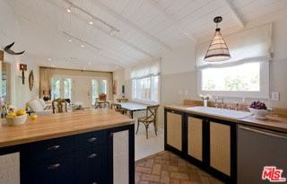 9052 Harland Ave - Photo 5 of 7