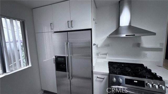 120 Bouett St #21 - Photo 2 of 8