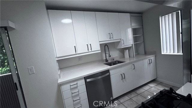 120 Bouett St #21 - Photo 3 of 8