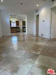 2454 Penmar Ave - Photo 6 of 8
