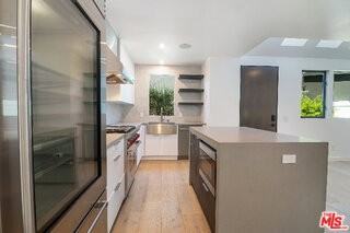 1813 Penmar Ave - Photo 5 of 8
