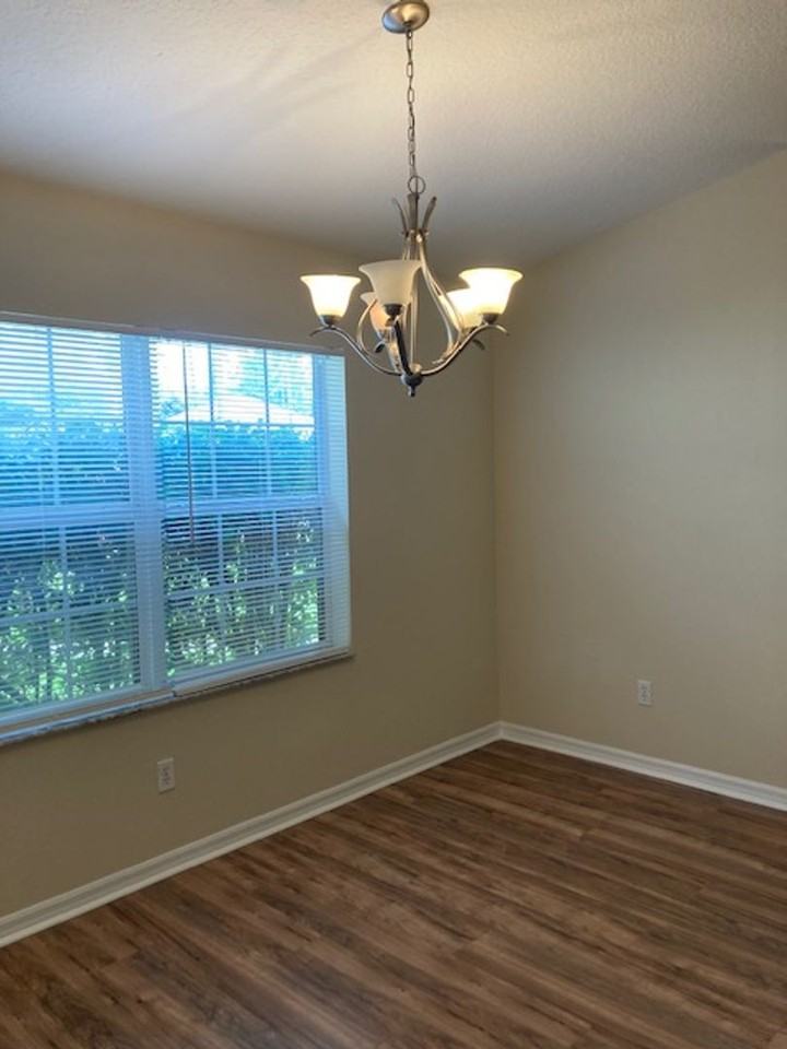 21 Bennett Ln - Photo 2 of 17