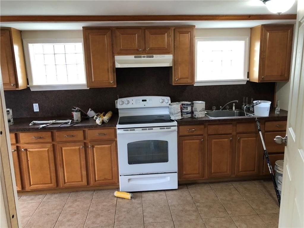135 N Cedar St - Photo 6 of 14