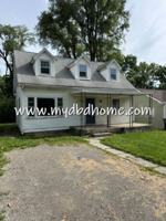 featured image of 3431 Raymond St