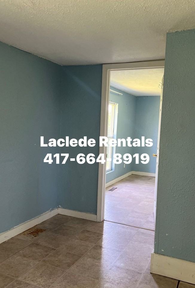 214 Beck Ln - Photo 3 of 11