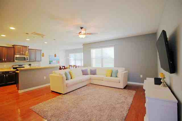 2708 Evanston Ave - Photo 2 of 12