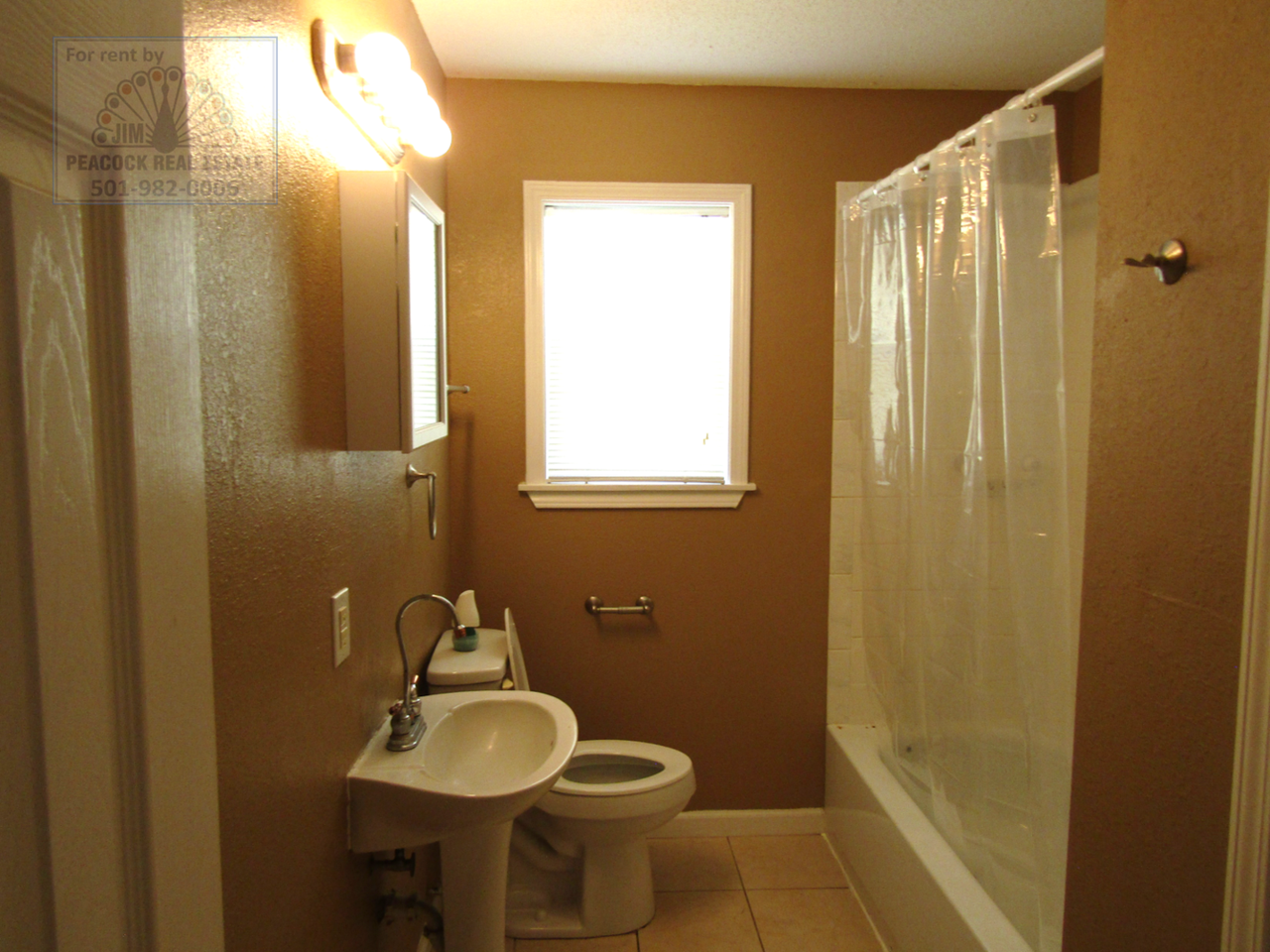 213 Stevenson St - Photo 7 of 8