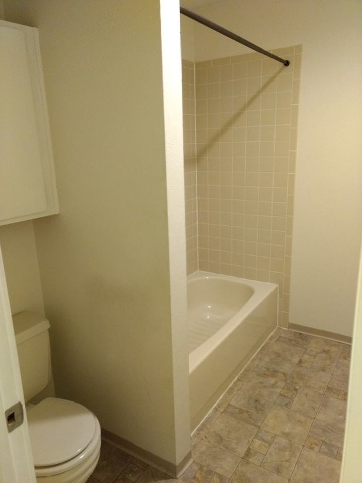 1303 Alpine Ave - Photo 7 of 10