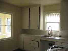 featured image of 315 S School St