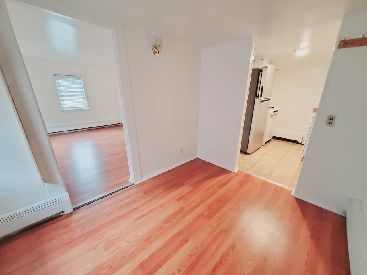 162 Lockwood Ave #2 - Photo 3 of 7