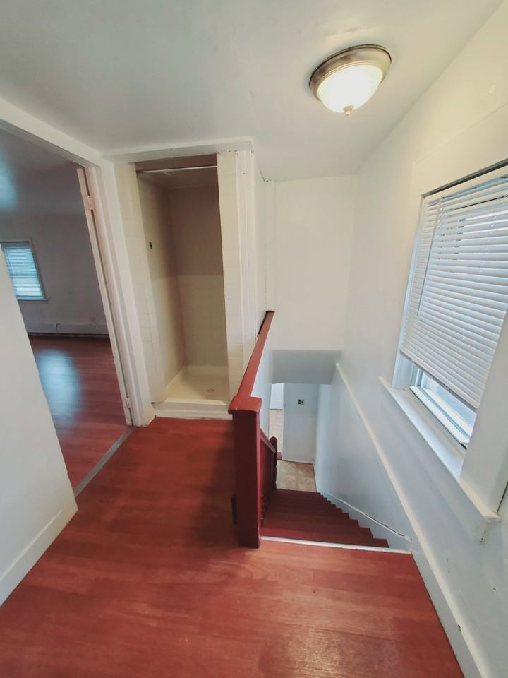 162 Lockwood Ave #2 - Photo 4 of 7