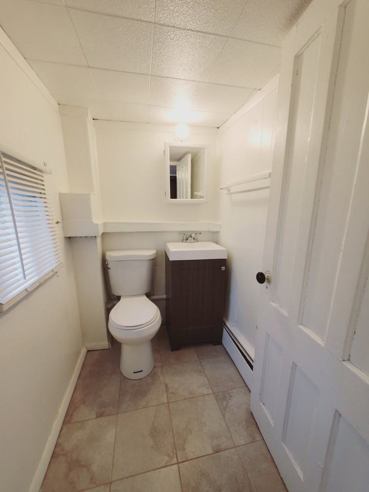 162 Lockwood Ave #2 - Photo 6 of 7
