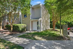 featured image of 3890 Staffordshire Ln