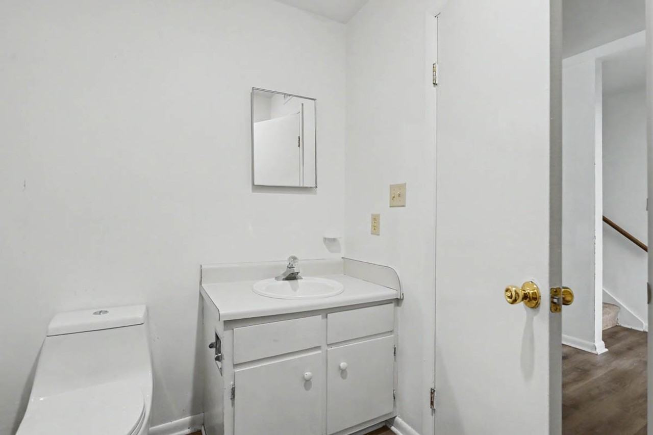3890 Staffordshire Ln - Photo 4 of 15