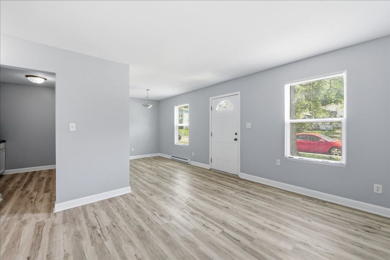 2810 Adams St - Photo 3 of 12