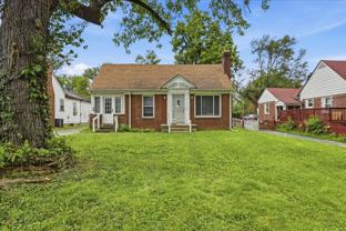 3436 N Lasalle St - Photo 1 of 1