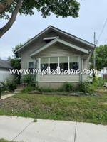 featured image of 1018 Archer Ave