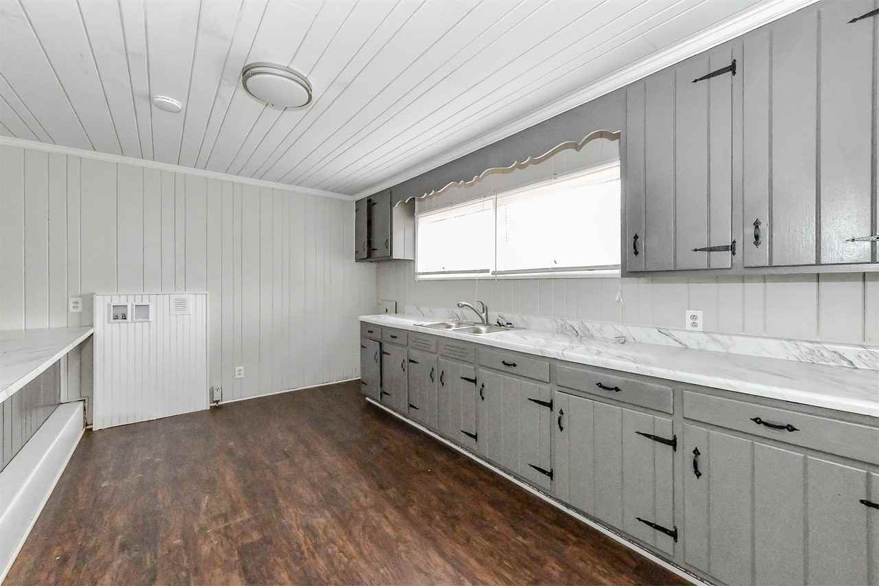217 Bennett St #1 - Photo 3 of 4