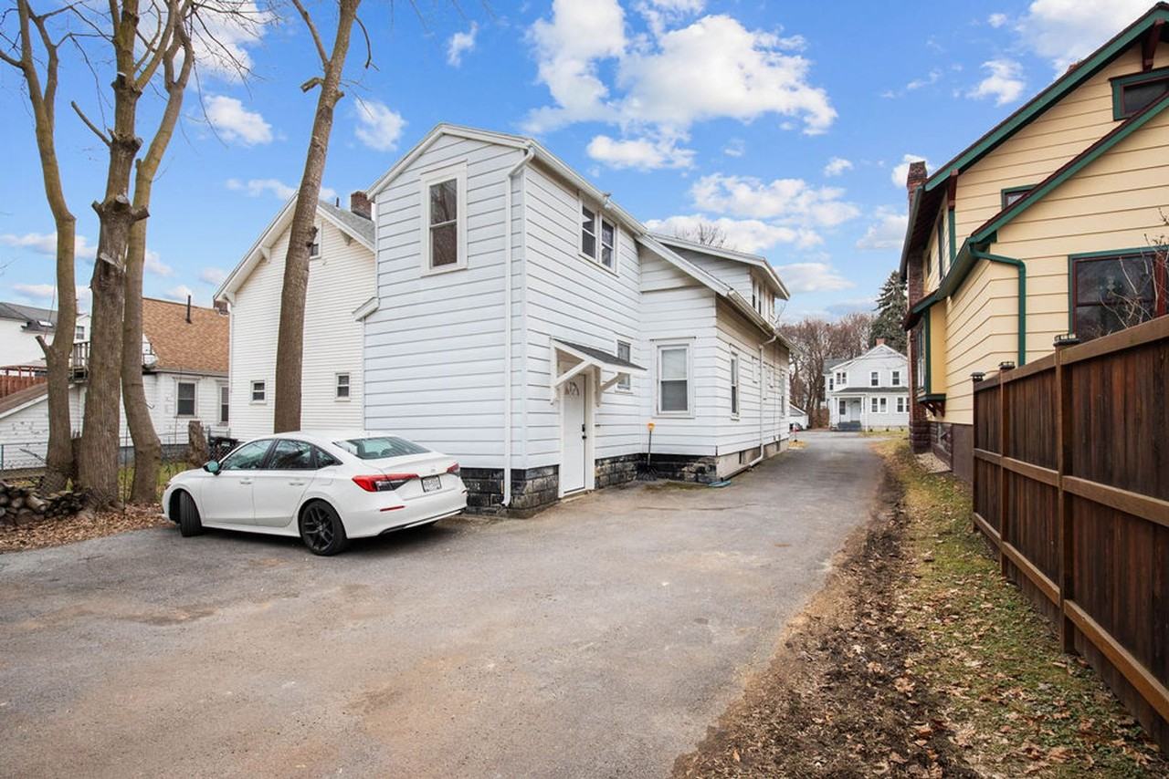 414 Herkimer St - Photo 2 of 17