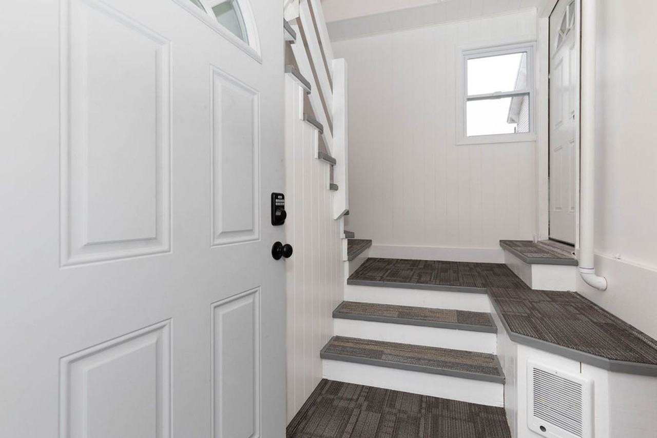 414 Herkimer St - Photo 4 of 17