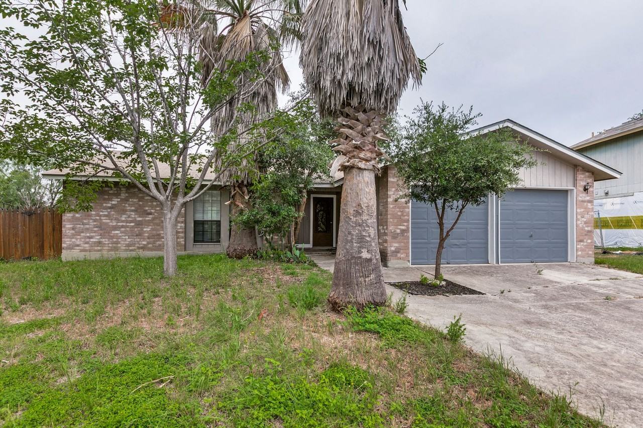 6991 Sunset Village Dr - Photo 2 of 25