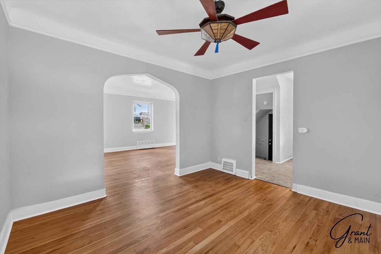 5911 Somerset Ave - Photo 7 of 24