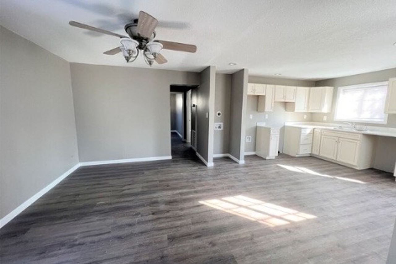 1816 Sw Moundview Dr - Photo 4 of 21